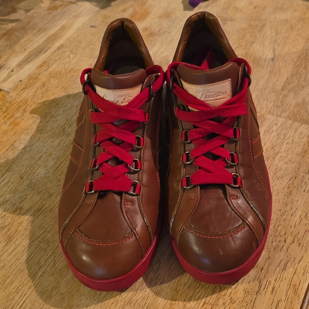 Louis Vuitton sneakers Brown leather Red Bottom size 8 1/2 mens